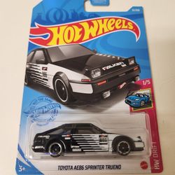 Hot Wheels White Falken Toyota Sprinter Ae86 