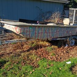Boat. Olympian Fiberglass