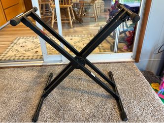 Proline portable keyboard / DJ stand