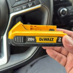 Dewalt 20v Max 2ah Battery 3 Of Them 