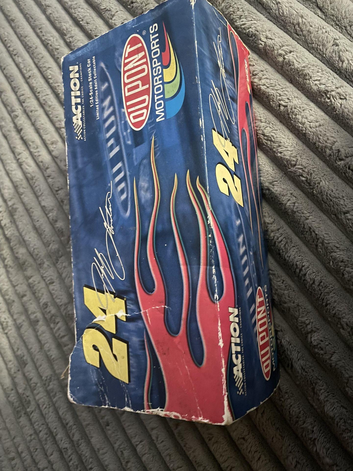 Jeff Gordon 1:24 scale Stock Car 