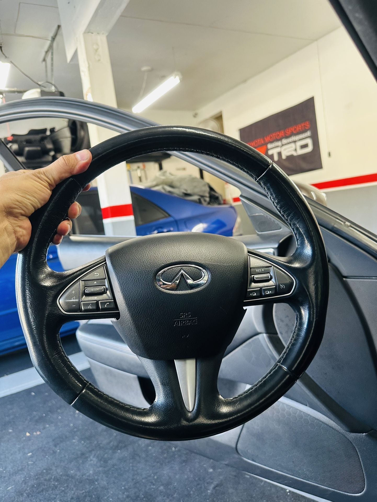 2014-2015 Q50 Steering Wheel