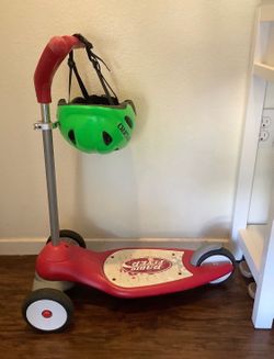 Scooter and helmet
