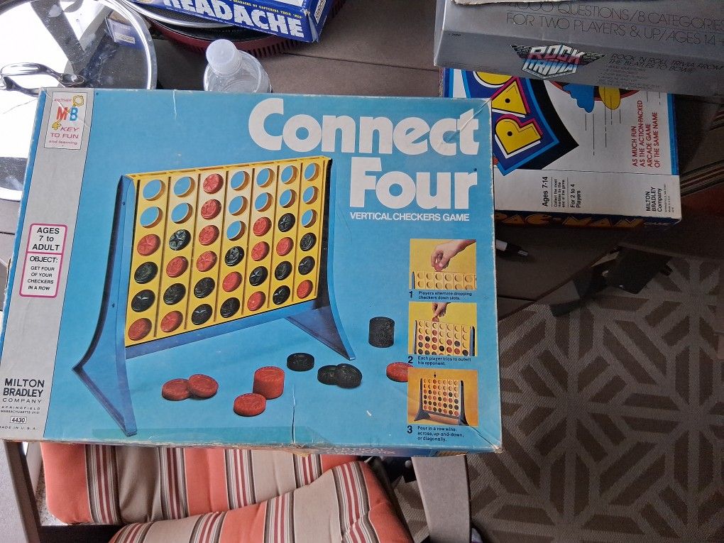 Connect Four 1974 Vintage AND Connect Launchers Game