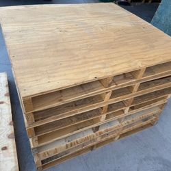 Heavy Duty Wood Pallets With Plywood On Top 45x48