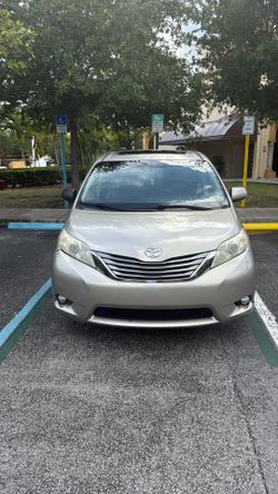 2016 Toyota Sienna