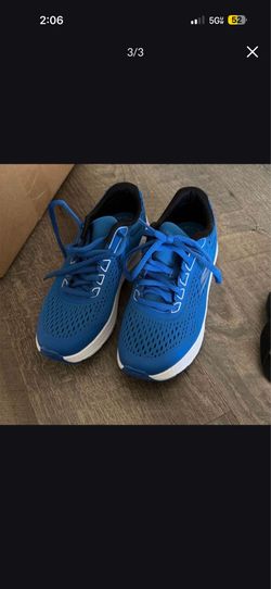 Skechers Running Shoes Blue – Like New