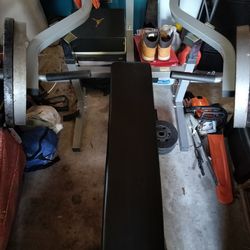 WEIGHT BENCH FOR SALE $200