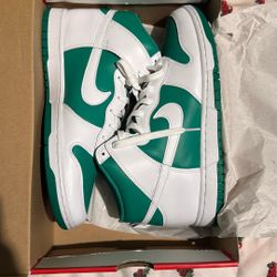 Nike Dunk Hi Retro