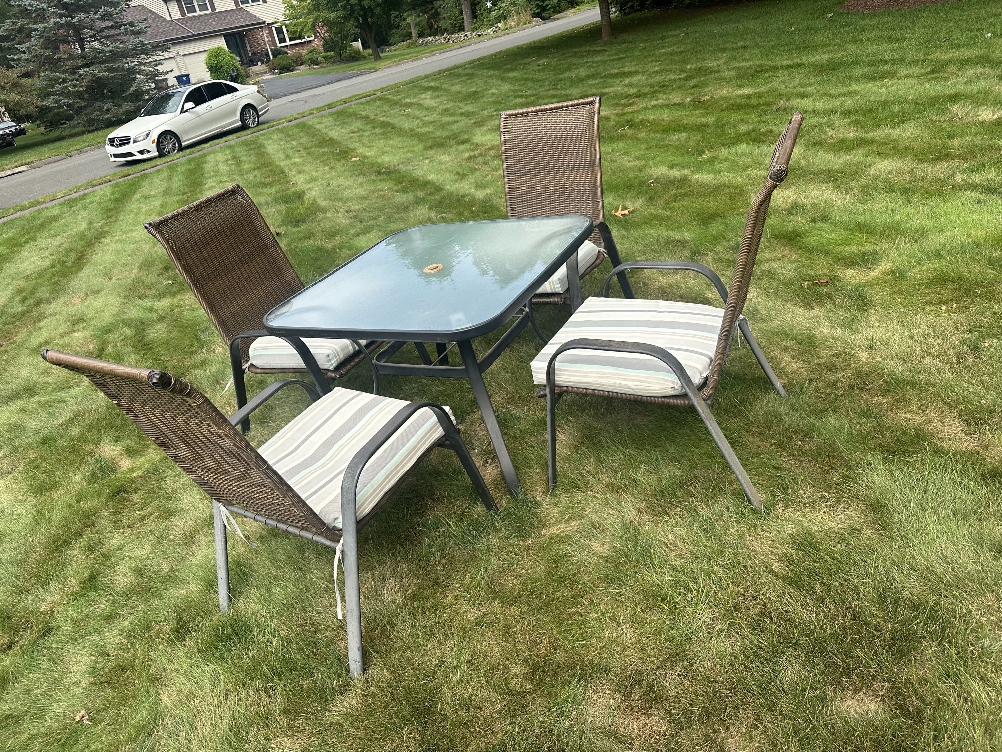 5 Piece Outdoor Table and Chairs 
