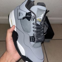 Jordan 4 Cool Grey 