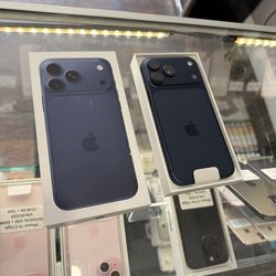 iPhone 17 Pro Max 256gb AT&T/CRICKET