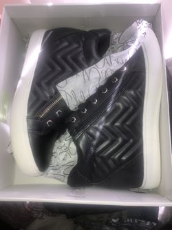 Women’s Shoes