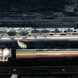 Mendini By Cecilio Silver Tone Clarinet W/Case 