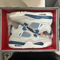 Ds Air Jordan Military Blue 4s Size 6y 