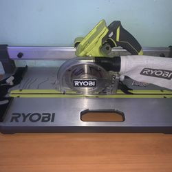 Ryobi 18V 5.5in. Cordless Flooring Saw with Blade (Tool Only)(Read Description)