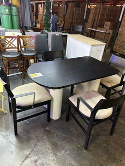 New Wooden Dining Table with 4 Chairs desk