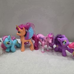 🦄 My Little Pony Toy Set (6 pcs)

💲10 (Firm)