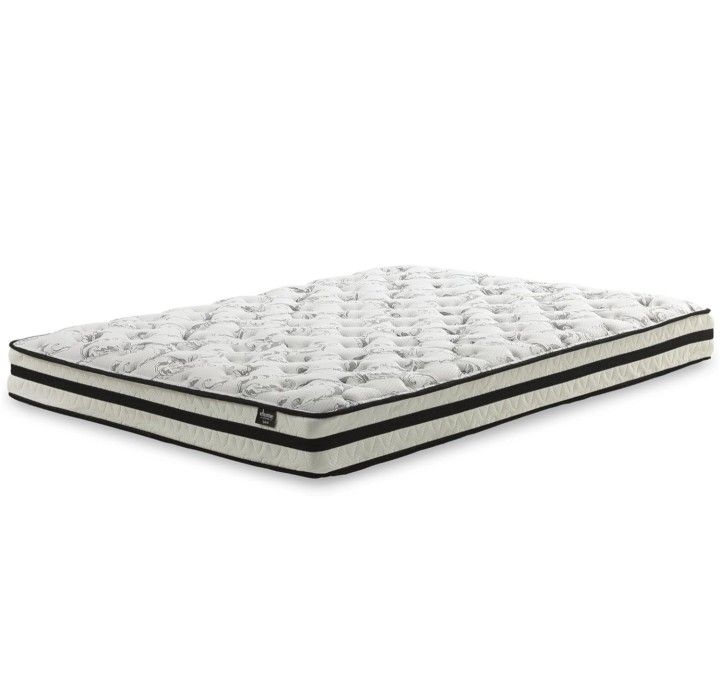 🛏️ Queen Size Ashley Chime 8” Innerspring Mattress – Like New! 🛏️
