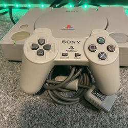 PS1 Console With One Remote And Wires 