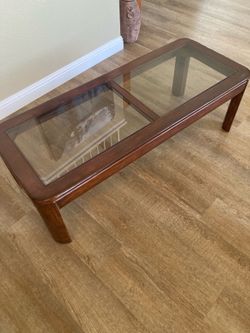 Coffee table $10