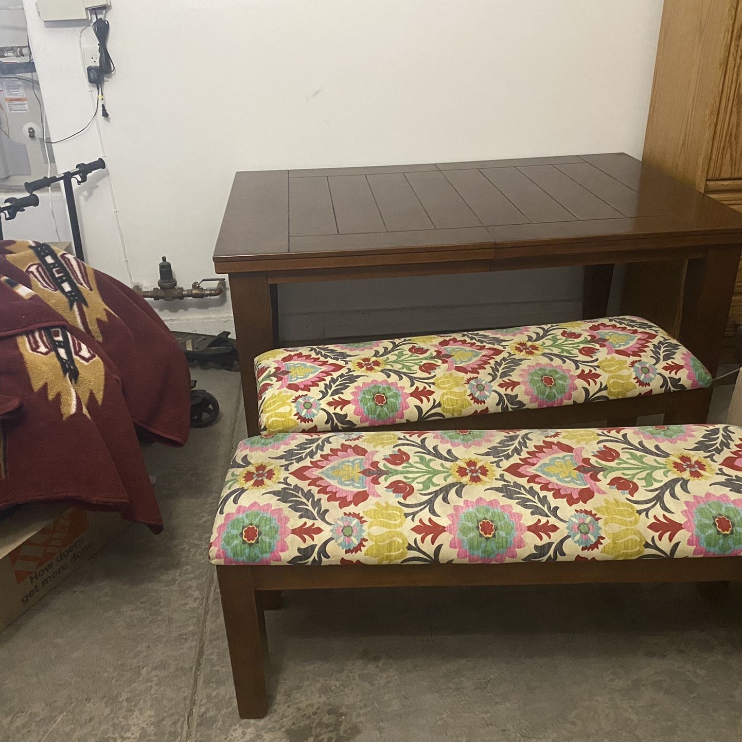 Kitchen Table With Bench Seats