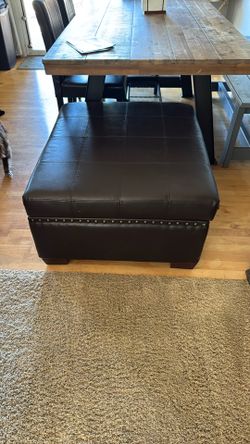 Faux Leather otterman