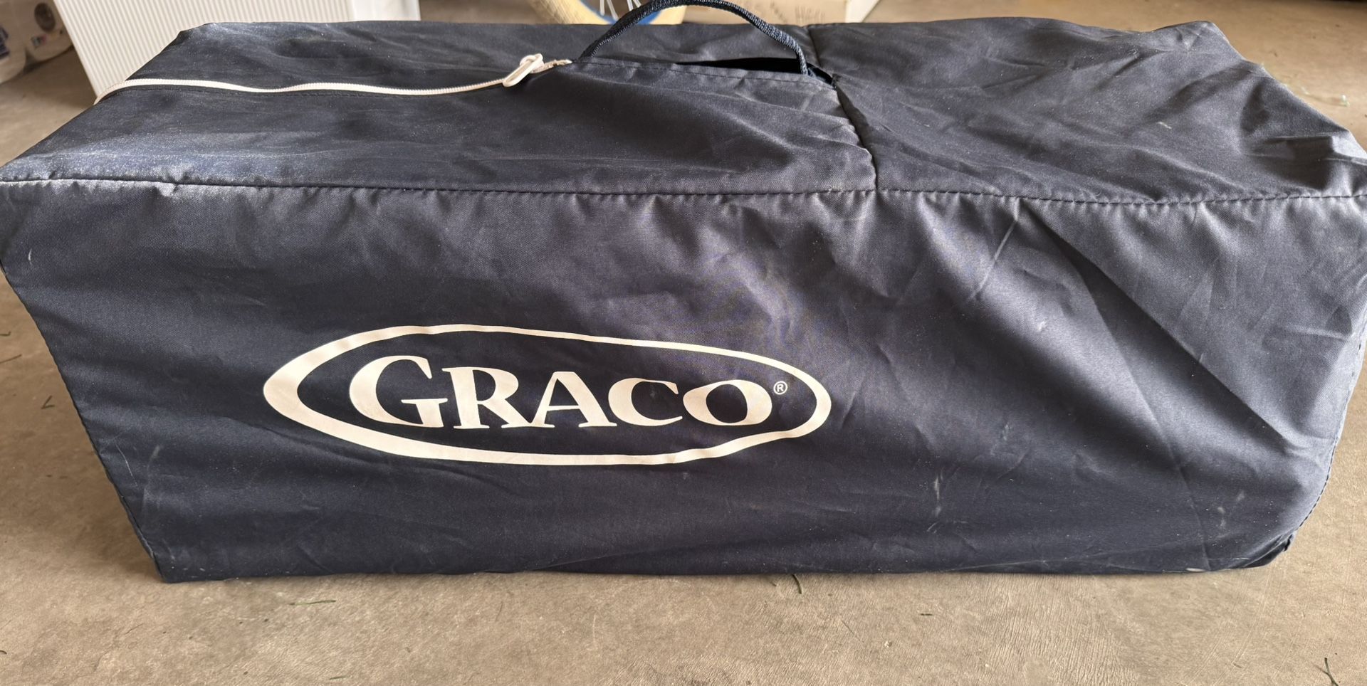 Graco Pack And play Plus Mattress/sheets +stroller