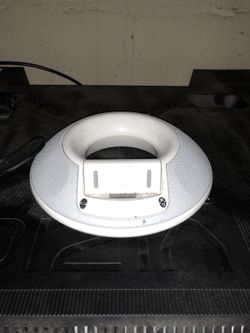 JBL Speaker - Outstanding sound for that old school IPOD!!!