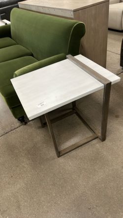 Side table white