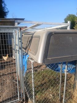 Camper shell for chevy 6ft bed