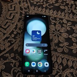 Samsung Galaxy Flip 5 