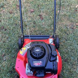 Yard Machine Lawn Mower 