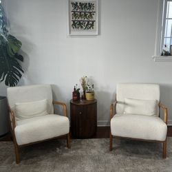 Mid Century modern accent Chair