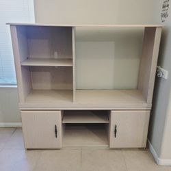 TV STAND 
