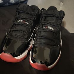 Jordan 11 Bred Size 9 MEN