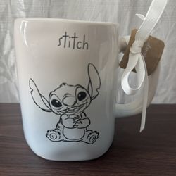 Disney Stitch  RaeDunn Mug. 💙🤍✨☕️