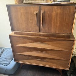 Albert Parvin Walnut Mid Century Walnut Bedroom Set 