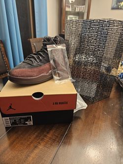 JORDAN 12  A MA MANIERE SIZE 8.5