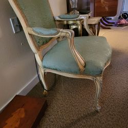 Vintage Florentine  Is Italian gold gilded Nesting tables