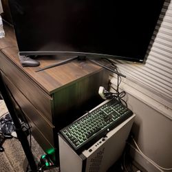 PC X Monitor X HeadSet X KeyBoard