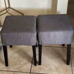 Nice Footrest/Stool Set