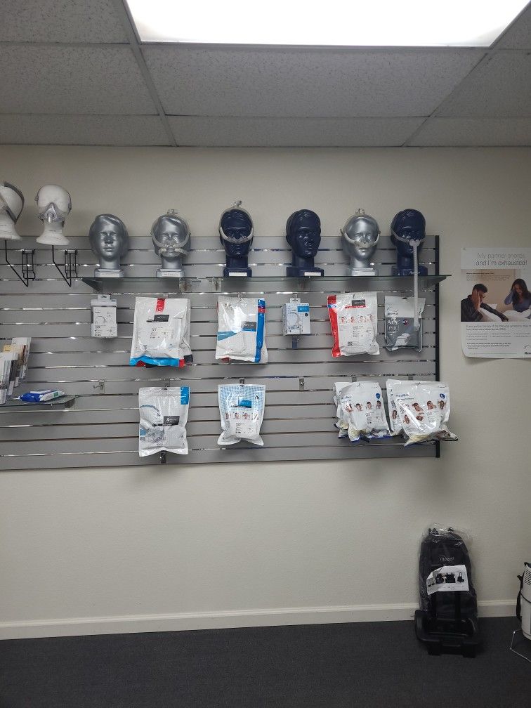 Cpap Supplies - Variety Masks & Accessories Price Will Vary From $20.00 To $75.00