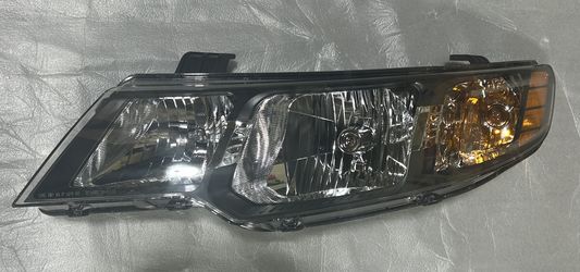 Brand New Driver’s Left Headlight 2010-2013 Kia Forte