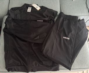 Adidas tracksuit size L new (tag still on jacket)