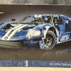 LEGO Technic Ford GT 42154 Building Set 1466pcs 18+ NEW Sealed