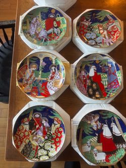 Set of 6 Franklin Mint plates
