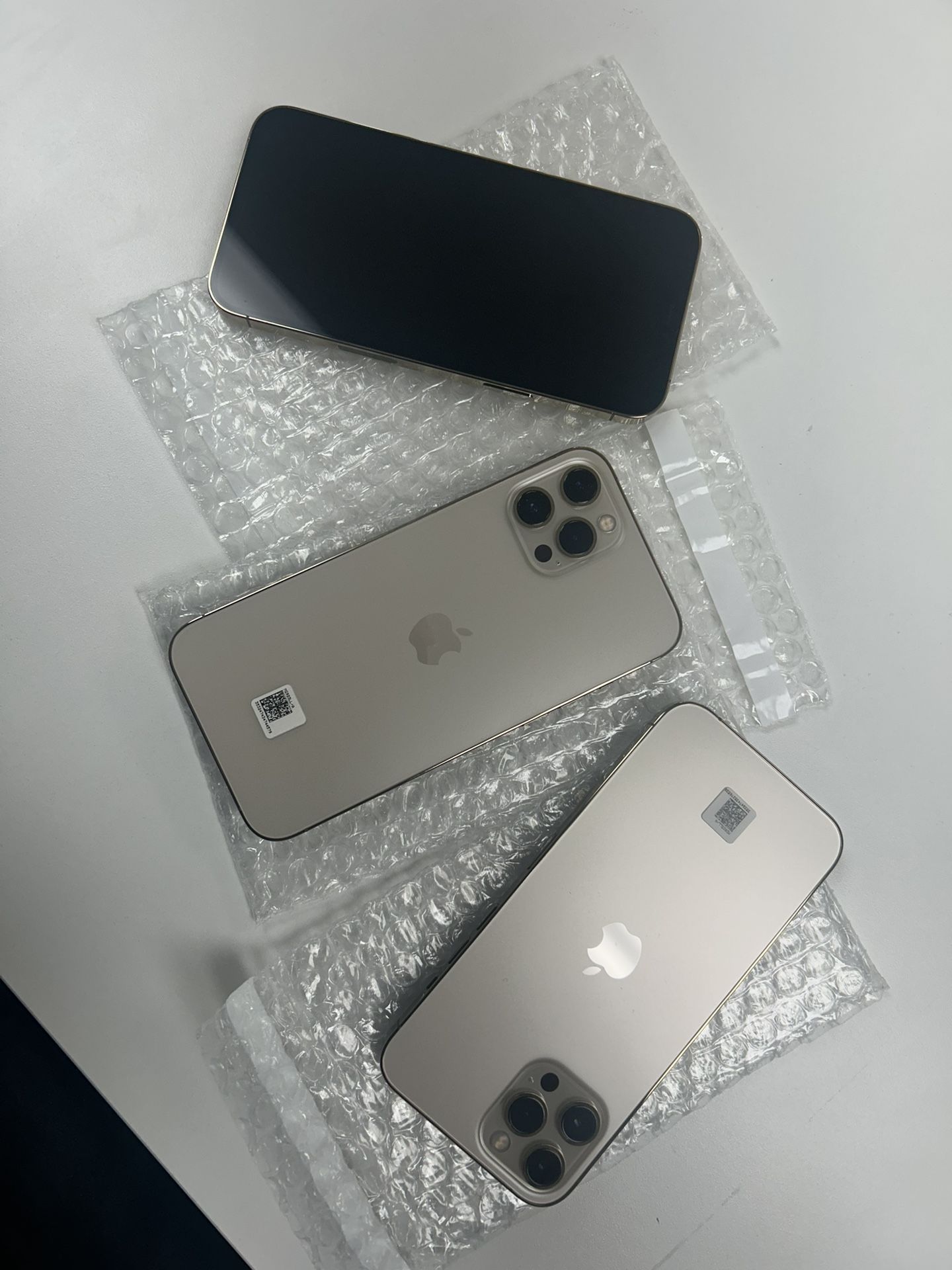 iPhone 12 Pro Max Gold