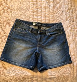 Mossimo premium denim Jean Shorts Fit 3, size 10