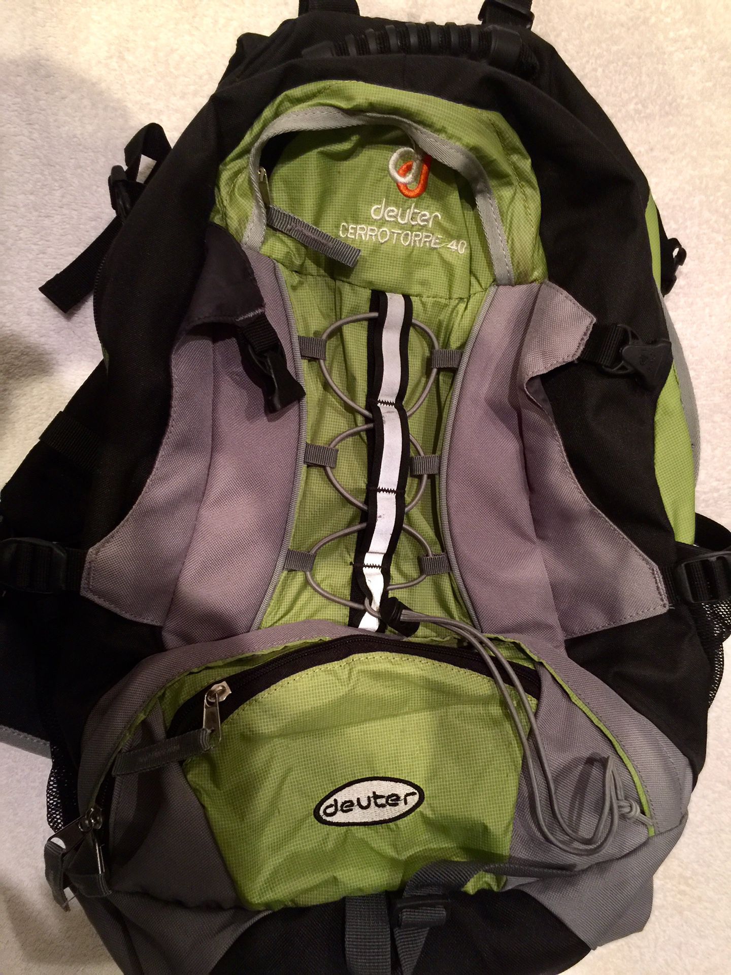 2 REI & DEUTER Hiking backpacks/daypacks for sale!